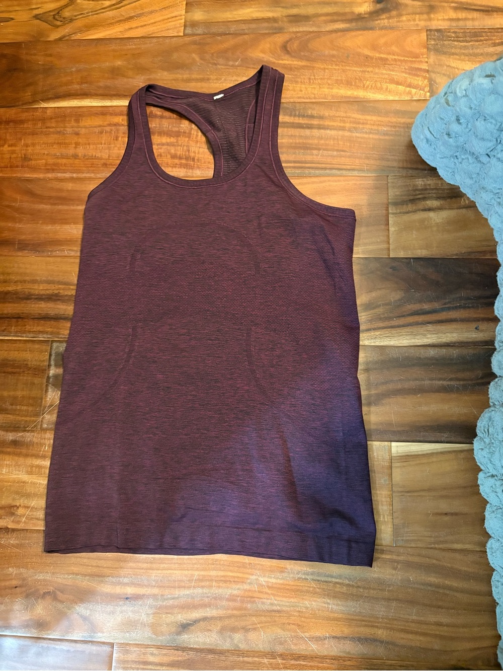 Lululemon Swiftly Tech Racerback Tank Burgundy Seamless Athletic Top (1249)